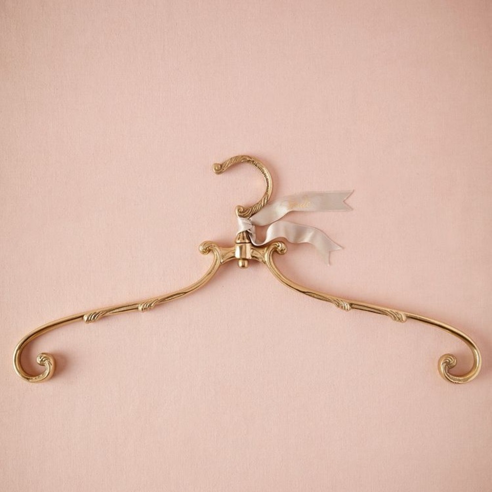 ISO Bhldn Fresh Market Hanger